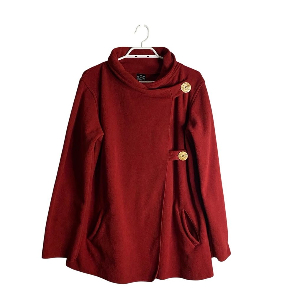 Ark & Co. Women's Red Cozy Fleece Wrap Cape Button Jacket